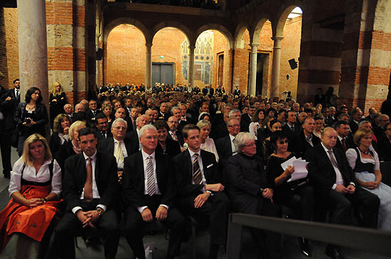 Verleihugn Gastronom des jahres 2011 an Sepp Krätz in der Allerheiligen Hofkirche (©Foto: Ingrid Groassmann)